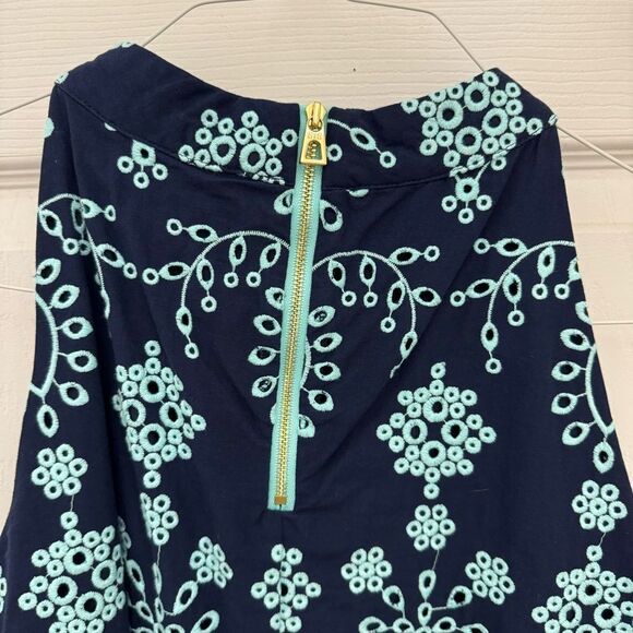 Sail to Sable Eyelet Embroidered Sleeveless Blouse Size Small Blue Floral Tank - Picture 3 of 5